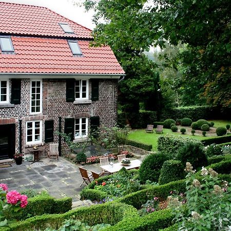 Landhaus In Idyllischer, Ruhiger Lage Und Flughafennaehe Ratingen Luaran gambar
