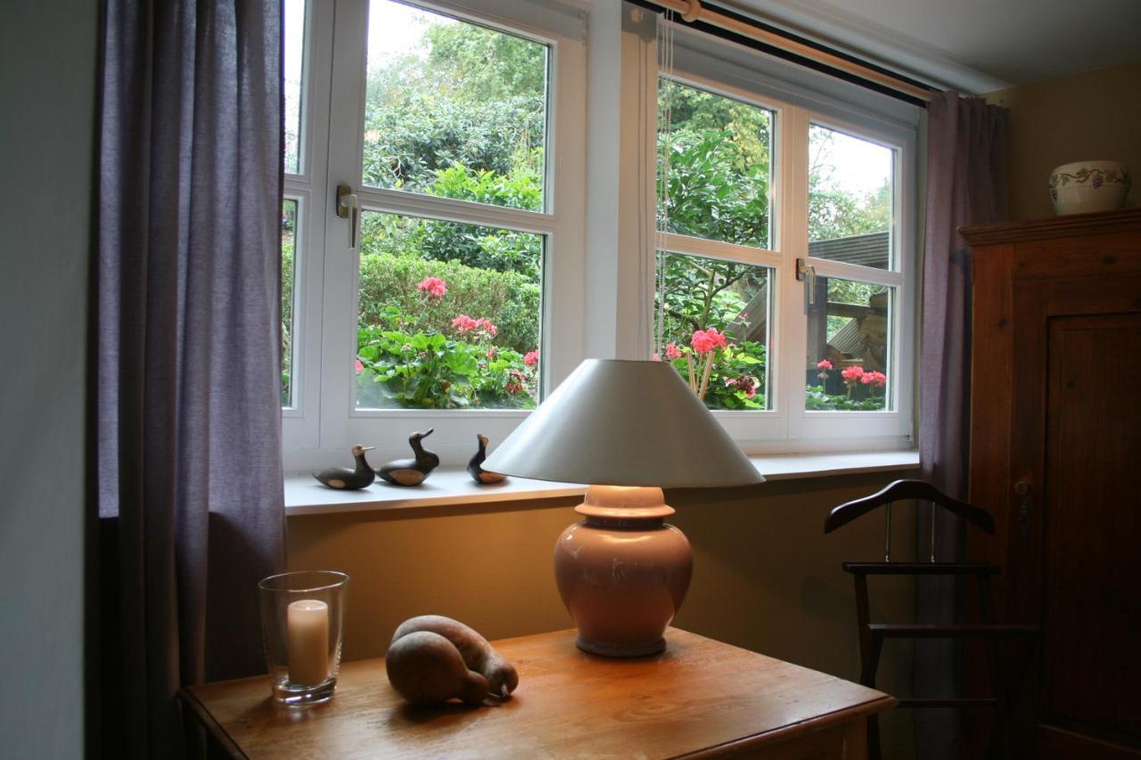 Landhaus In Idyllischer, Ruhiger Lage Und Flughafennaehe Ratingen Luaran gambar