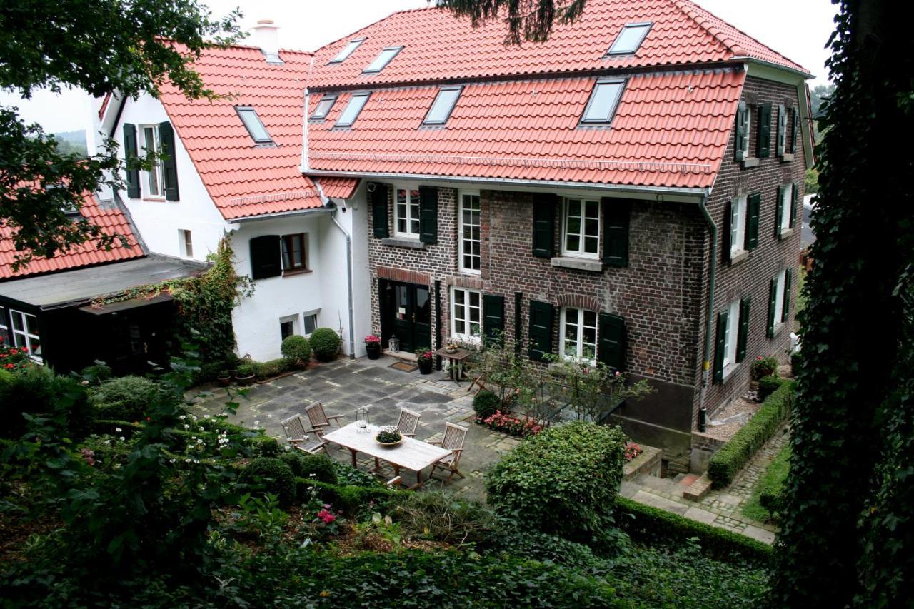 Landhaus In Idyllischer, Ruhiger Lage Und Flughafennaehe Ratingen Luaran gambar